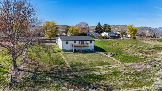 3063 Conarty Road, Malaga, WA 98828