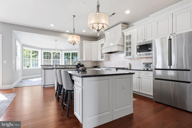 3969 HILLCREST DR, Furlong, PA 18925