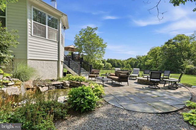 3969 HILLCREST DR, Furlong, PA 18925