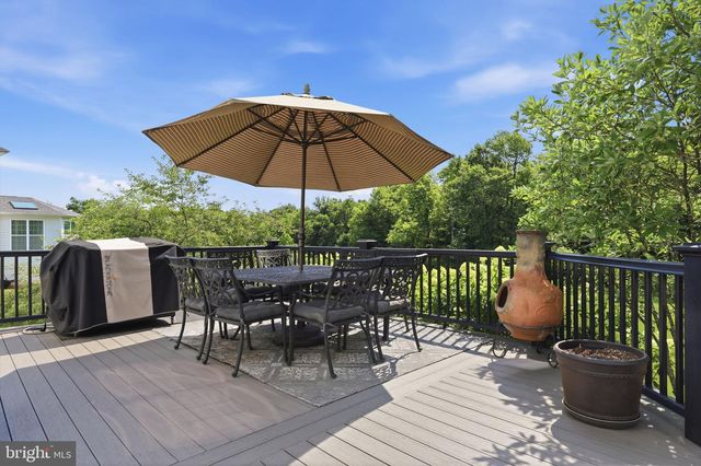 3969 HILLCREST DR, Furlong, PA 18925