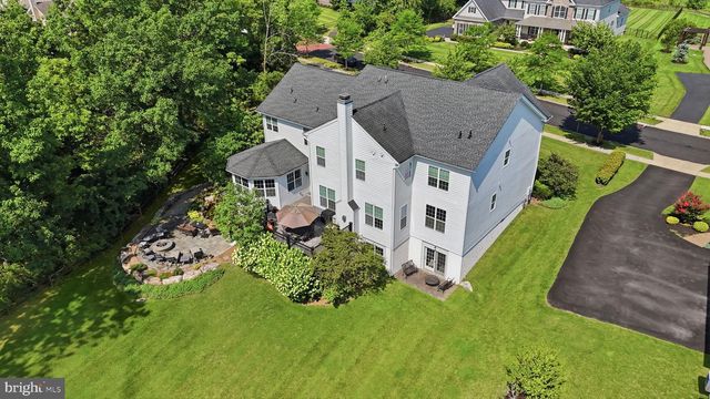 3969 HILLCREST DR, Furlong, PA 18925