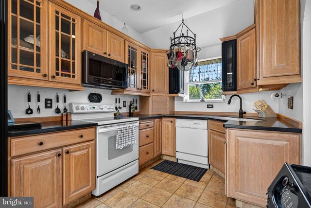 308 LILAC LN, Delanco, NJ 08075