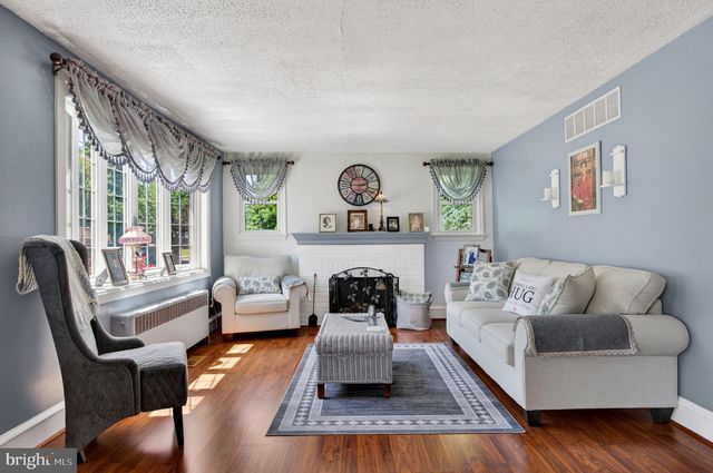 308 LILAC LN, Delanco, NJ 08075
