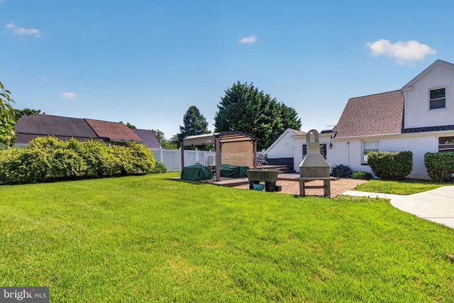 308 LILAC LN, Delanco, NJ 08075