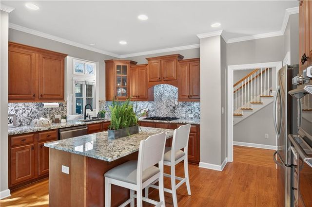 3512 Village Green Drive, Roswell, GA 30075