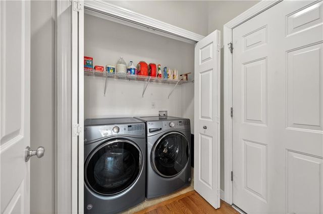 3512 Village Green Drive, Roswell, GA 30075