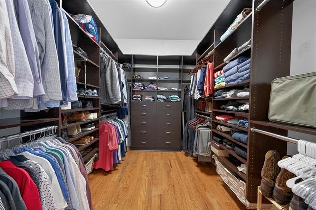 3512 Village Green Drive, Roswell, GA 30075