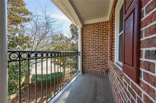 3512 Village Green Drive, Roswell, GA 30075