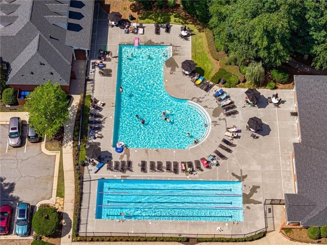 3512 Village Green Drive, Roswell, GA 30075