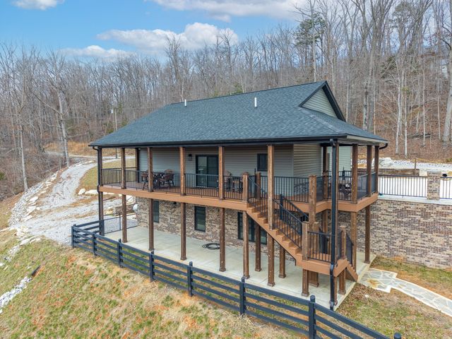 555 Colonel Drive, Burnside, KY 42519
