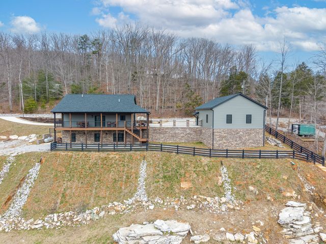 555 Colonel Drive, Burnside, KY 42519