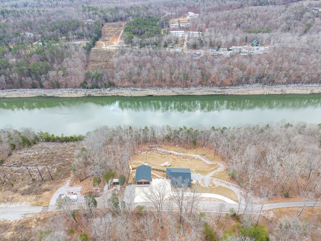 555 Colonel Drive, Burnside, KY 42519