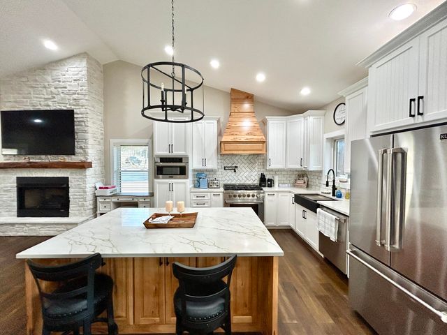 555 Colonel Drive, Burnside, KY 42519