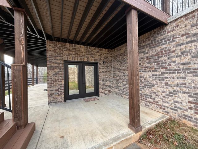 555 Colonel Drive, Burnside, KY 42519