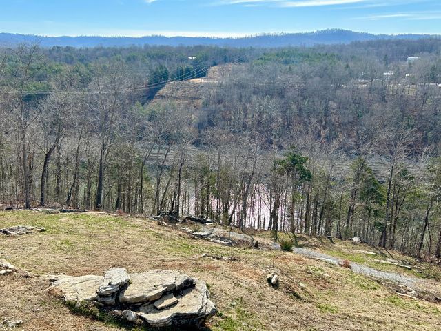 555 Colonel Drive, Burnside, KY 42519