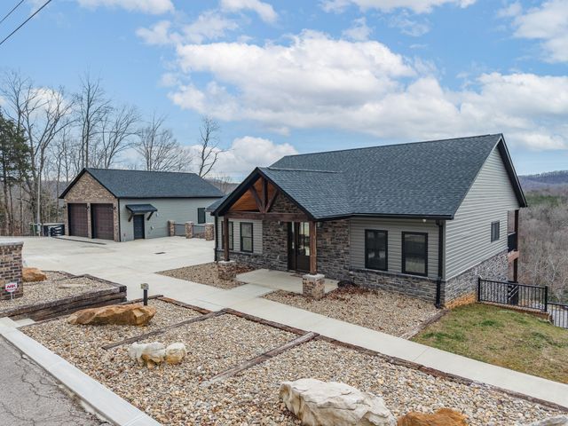 555 Colonel Drive, Burnside, KY 42519