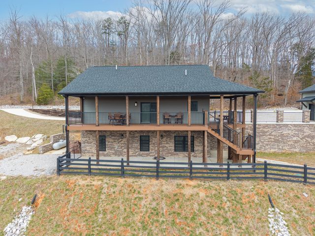 555 Colonel Drive, Burnside, KY 42519