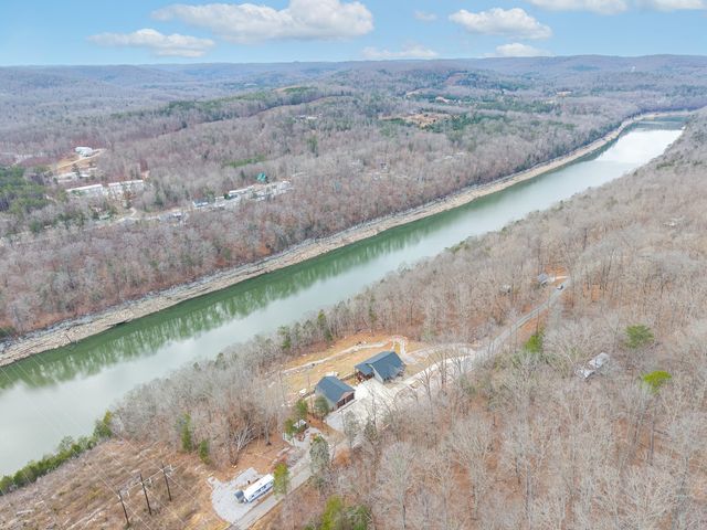 555 Colonel Drive, Burnside, KY 42519