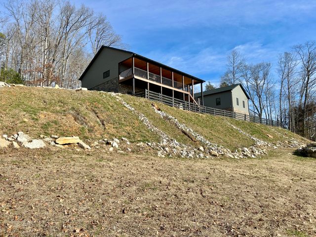 555 Colonel Drive, Burnside, KY 42519