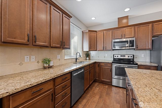 15512 Chad Drive SE, Yelm, WA 98597