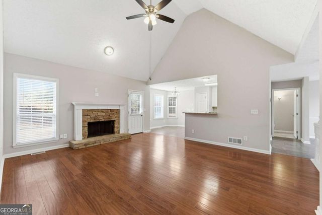 700 Hearthstone Crossing, Woodstock, GA 30189