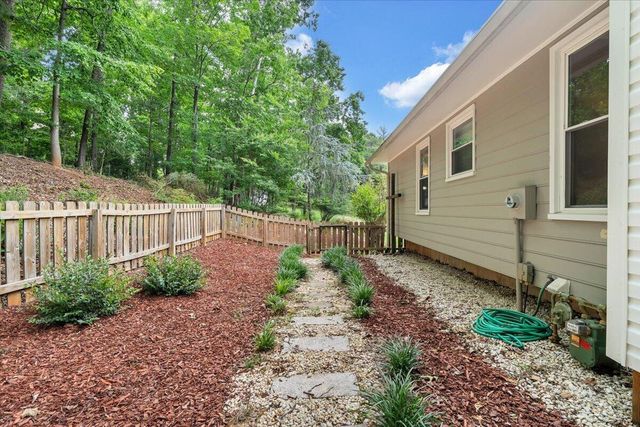 6132 Flamingo DR, Roanoke, VA 24018