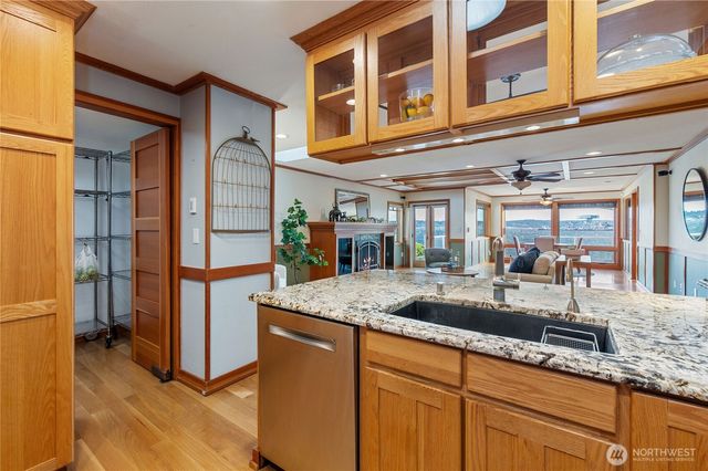 325 Shore Drive, Bremerton, WA 98310