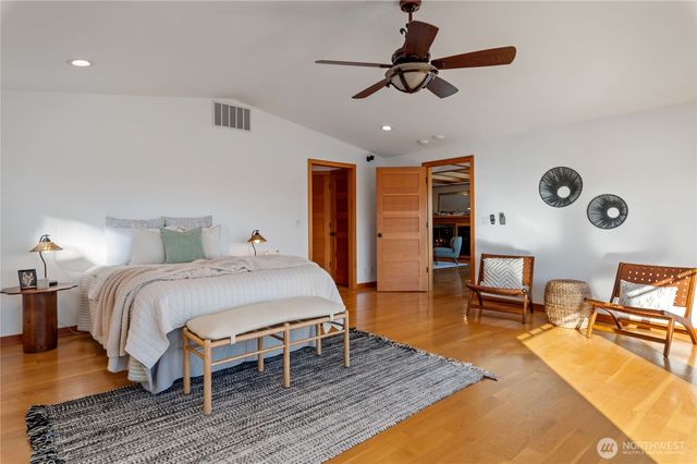 325 Shore Drive, Bremerton, WA 98310