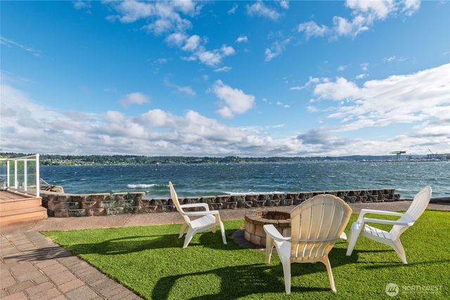 325 Shore Drive, Bremerton, WA 98310