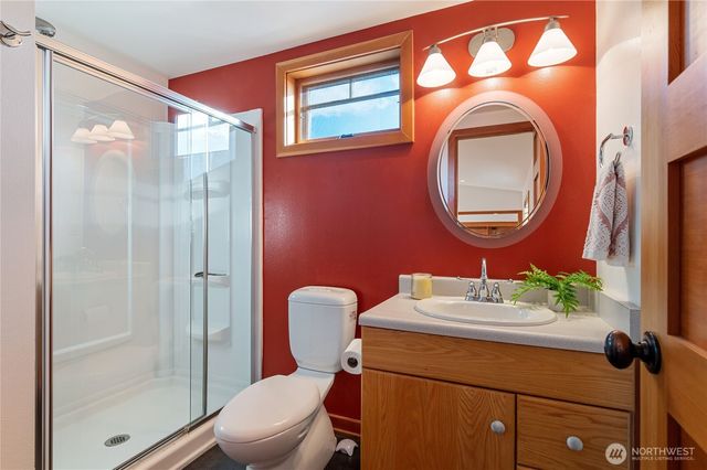 325 Shore Drive, Bremerton, WA 98310