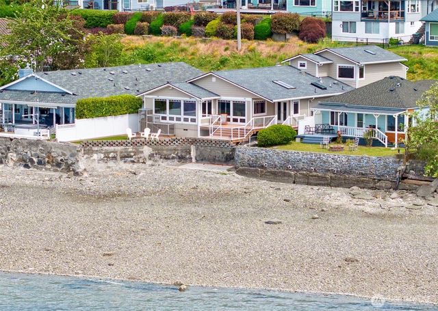 325 Shore Drive, Bremerton, WA 98310
