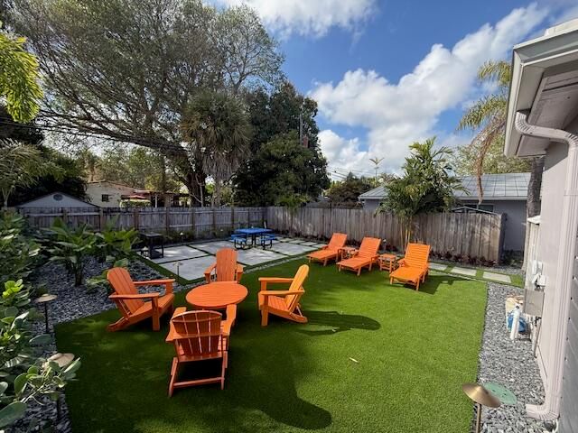 1215 NE 17th Avenue Unit 5, Fort Lauderdale, FL 33304