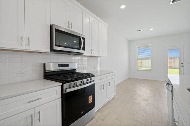 9030 Cedar Crescent Drive, Baytown, TX 77521