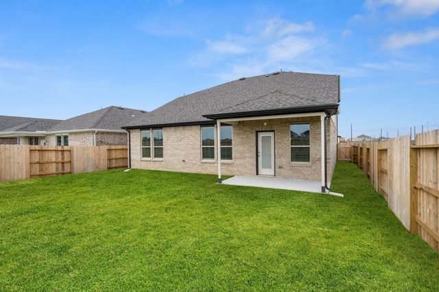9030 Cedar Crescent Drive, Baytown, TX 77521
