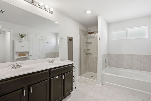 12109 Old Onyx, San Antonio, TX 78245