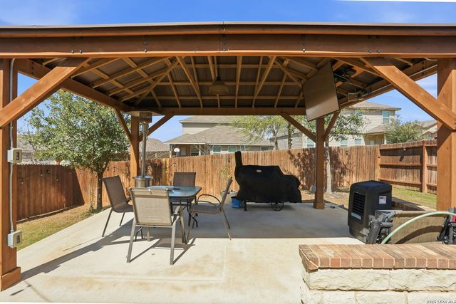 12109 Old Onyx, San Antonio, TX 78245