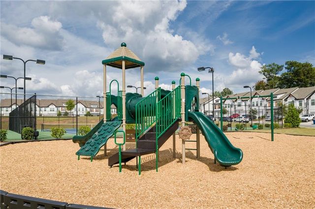 350 Auburn Valley Way, Auburn, GA 30011