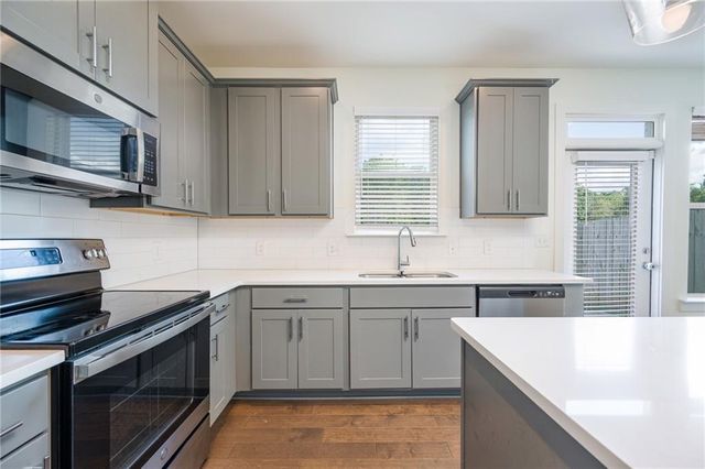 350 Auburn Valley Way, Auburn, GA 30011