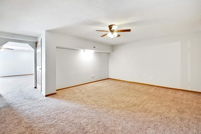 W7379 White Oak Run, Pardeeville, WI 53954