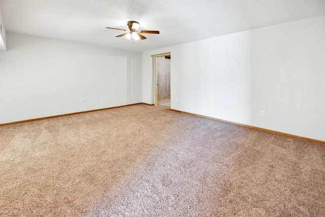 W7379 White Oak Run, Pardeeville, WI 53954