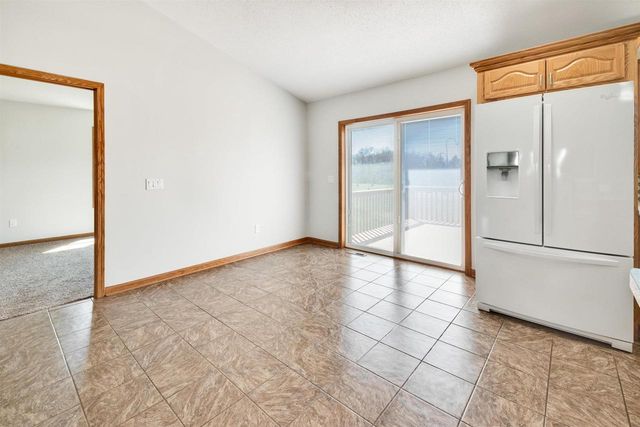 W7379 White Oak Run, Pardeeville, WI 53954