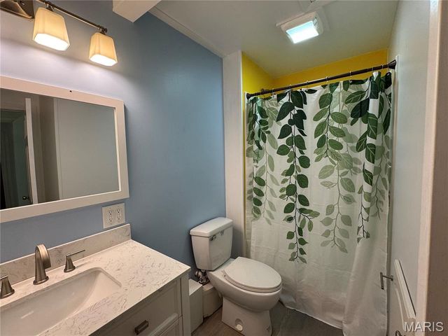 1108 N Rapp Avenue, Columbia, IL 62236
