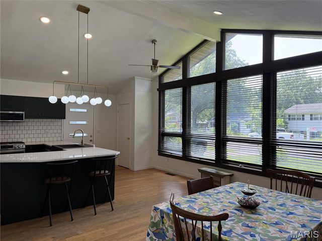 1108 N Rapp Avenue, Columbia, IL 62236