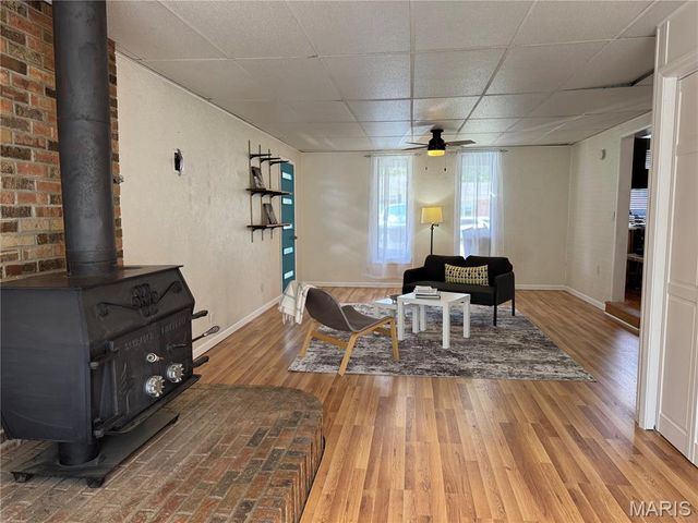 1108 N Rapp Avenue, Columbia, IL 62236