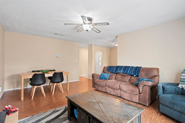 1372 E 142nd Street, Glenpool, OK 74033
