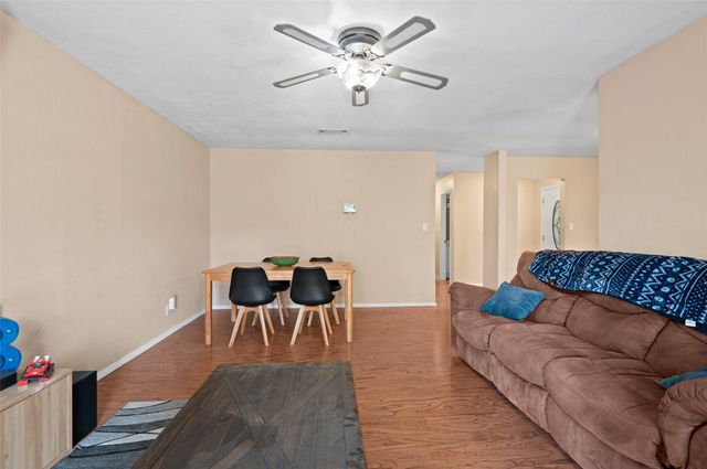 1372 E 142nd Street, Glenpool, OK 74033