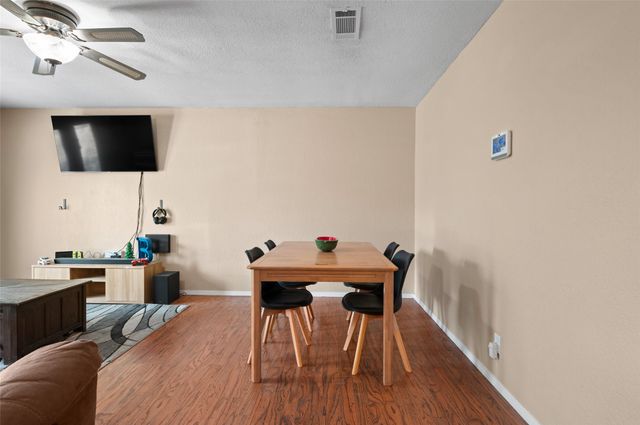 1372 E 142nd Street, Glenpool, OK 74033