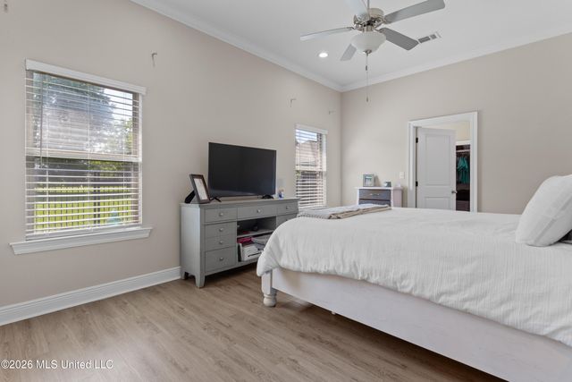3813 Acadian Village Drive, Ocean Springs, MS 39564