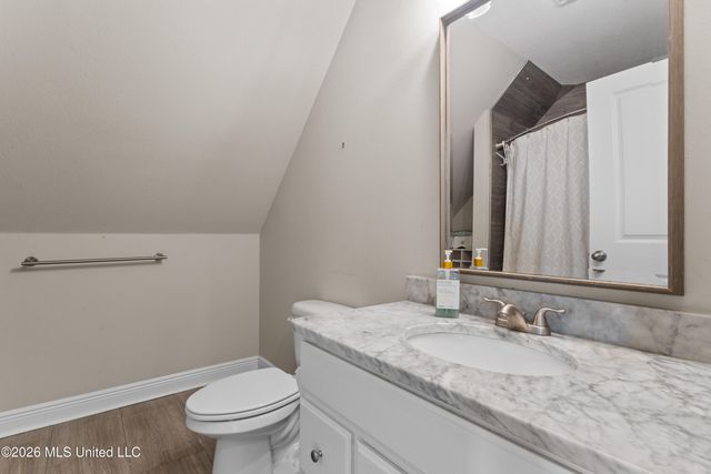 3813 Acadian Village Drive, Ocean Springs, MS 39564