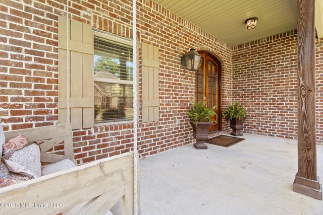 3813 Acadian Village Drive, Ocean Springs, MS 39564